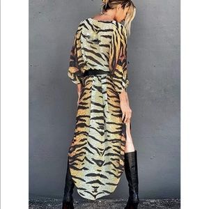 🌟PLUS🌟 Tiger Stripe Kimono Duster
